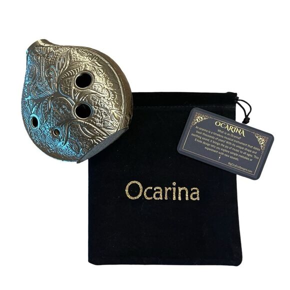 Unique Antique Gold Filigree Ocarina Set – The Perfect Gift for Music Lovers! - Picture 1 of 5